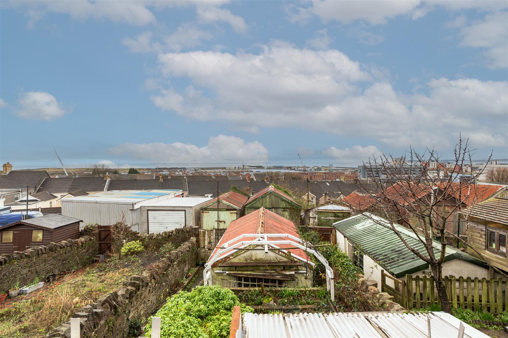 Longford Crescent, St. Thomas, Swansea, SA1 8HS